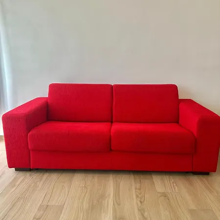 Homeclass Station Apartment