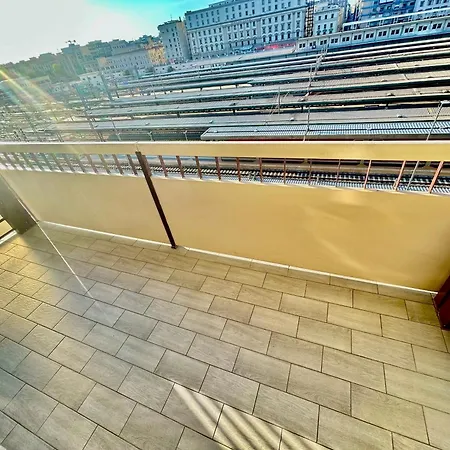 Homeclass Station Apartment